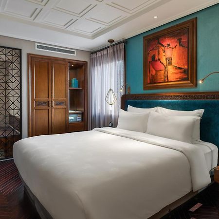 Peridot Grand Luxury Boutique Hotel Ханой Екстер'єр фото Deluxe Suite