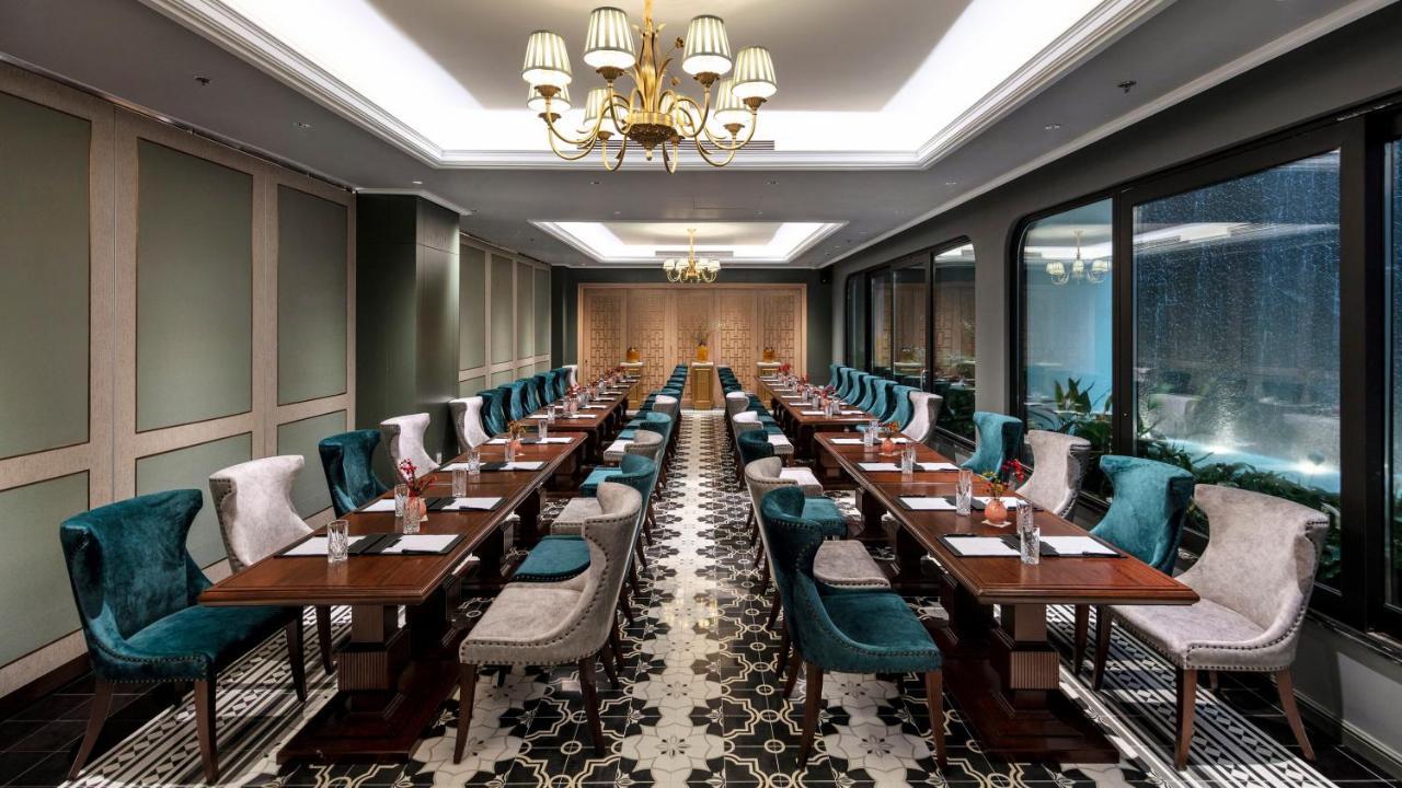 Peridot Grand Luxury Boutique Hotel Ханой Екстер'єр фото The interior of the restaurant