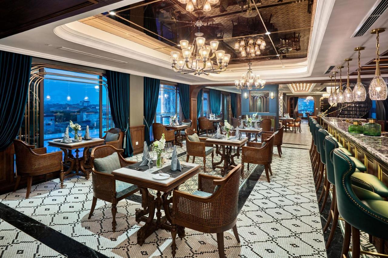 Peridot Grand Luxury Boutique Hotel Ханой Екстер'єр фото The Bar